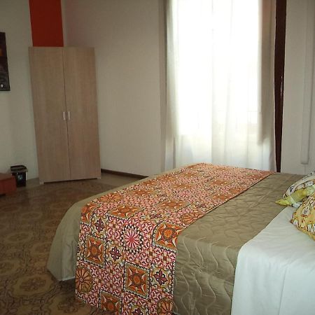 Locami Palermo Centro Rooms Eksteriør bilde