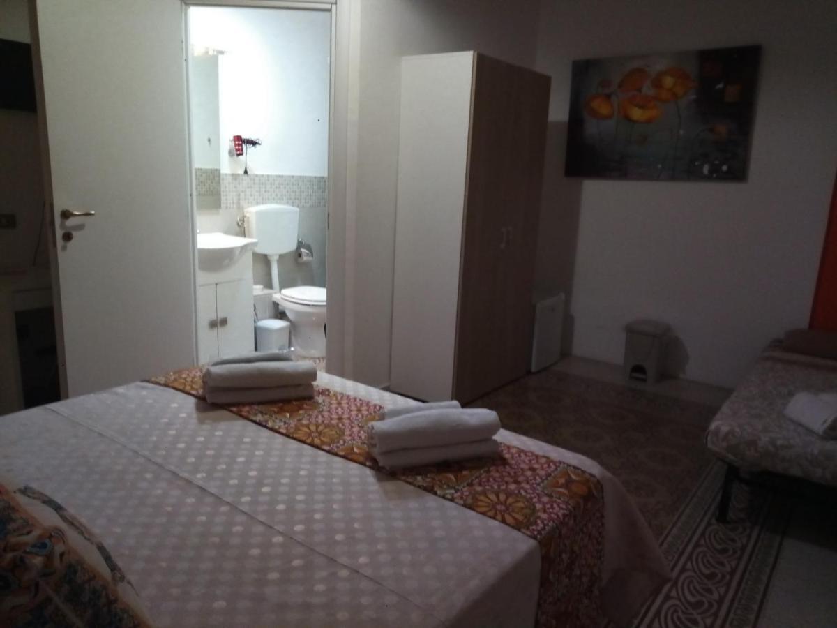 Locami Palermo Centro Rooms Eksteriør bilde